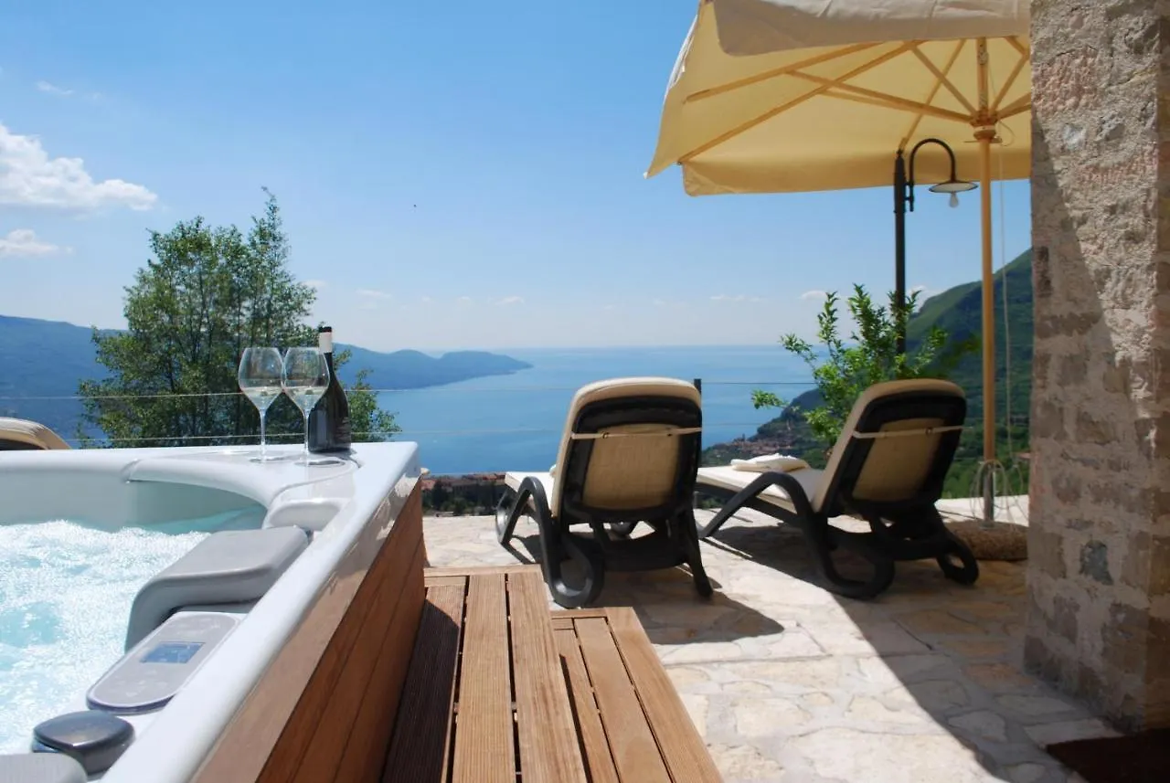 Bnb Borgo Le Vigne - La Vendemmia Only Adults Tignale Apartment