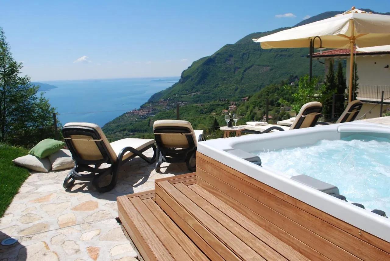 Apartment Bnb Borgo Le Vigne - La Vendemmia Only Adults Tignale