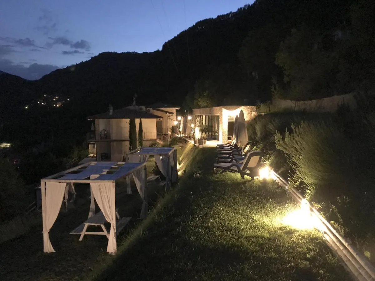 Apartment Bnb Borgo Le Vigne - La Vendemmia Only Adults Tignale Italy